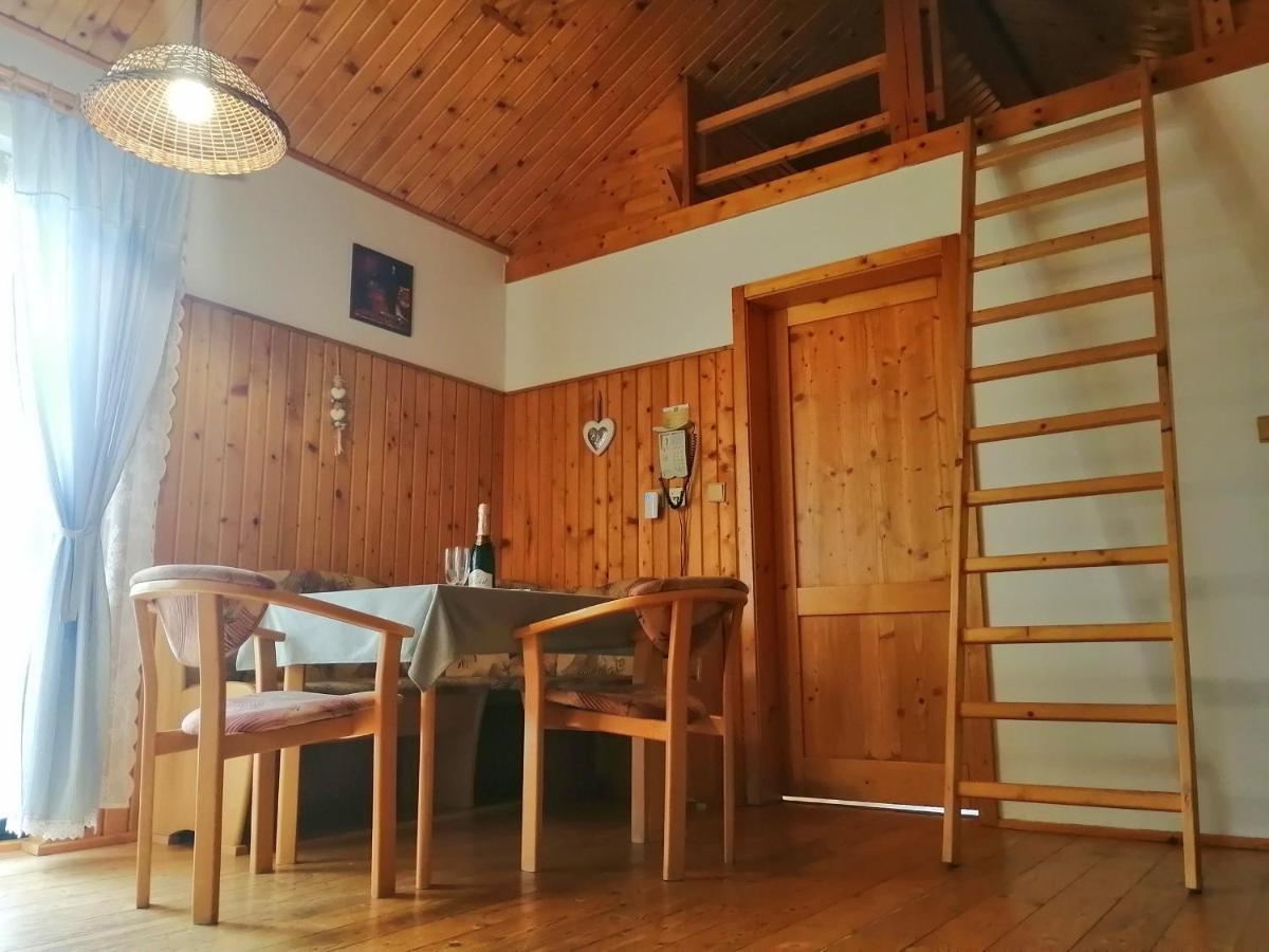 Tatralandia Chatka Snowiki Liptovský Mikuláš Esterno foto