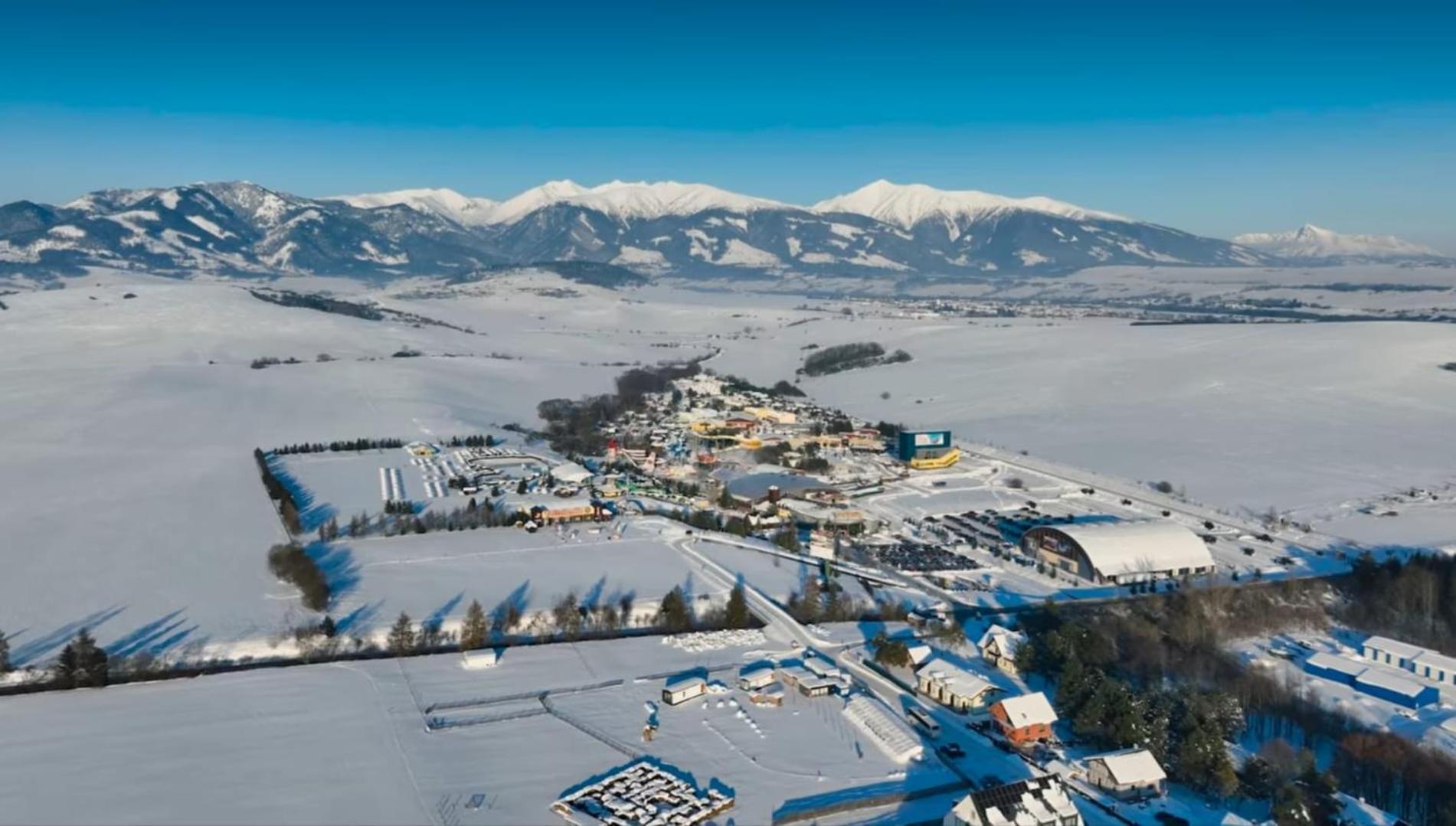 Tatralandia Chatka Snowiki Liptovský Mikuláš Esterno foto
