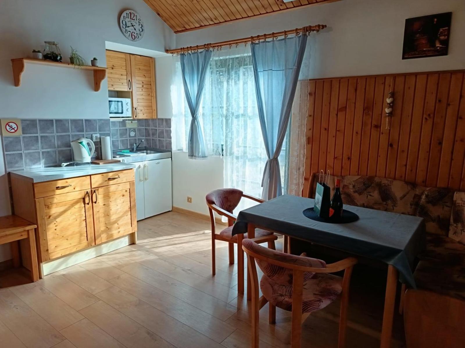 Tatralandia Chatka Snowiki Liptovský Mikuláš Esterno foto